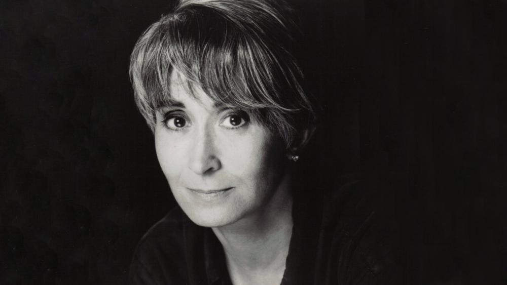 Headshot of Twyla Tharp