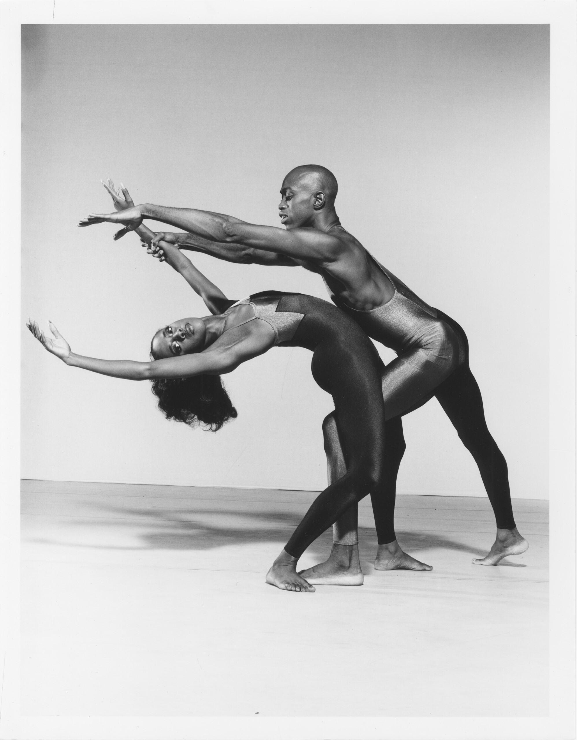 Nasha Thomas, Leonard Meek in Rift