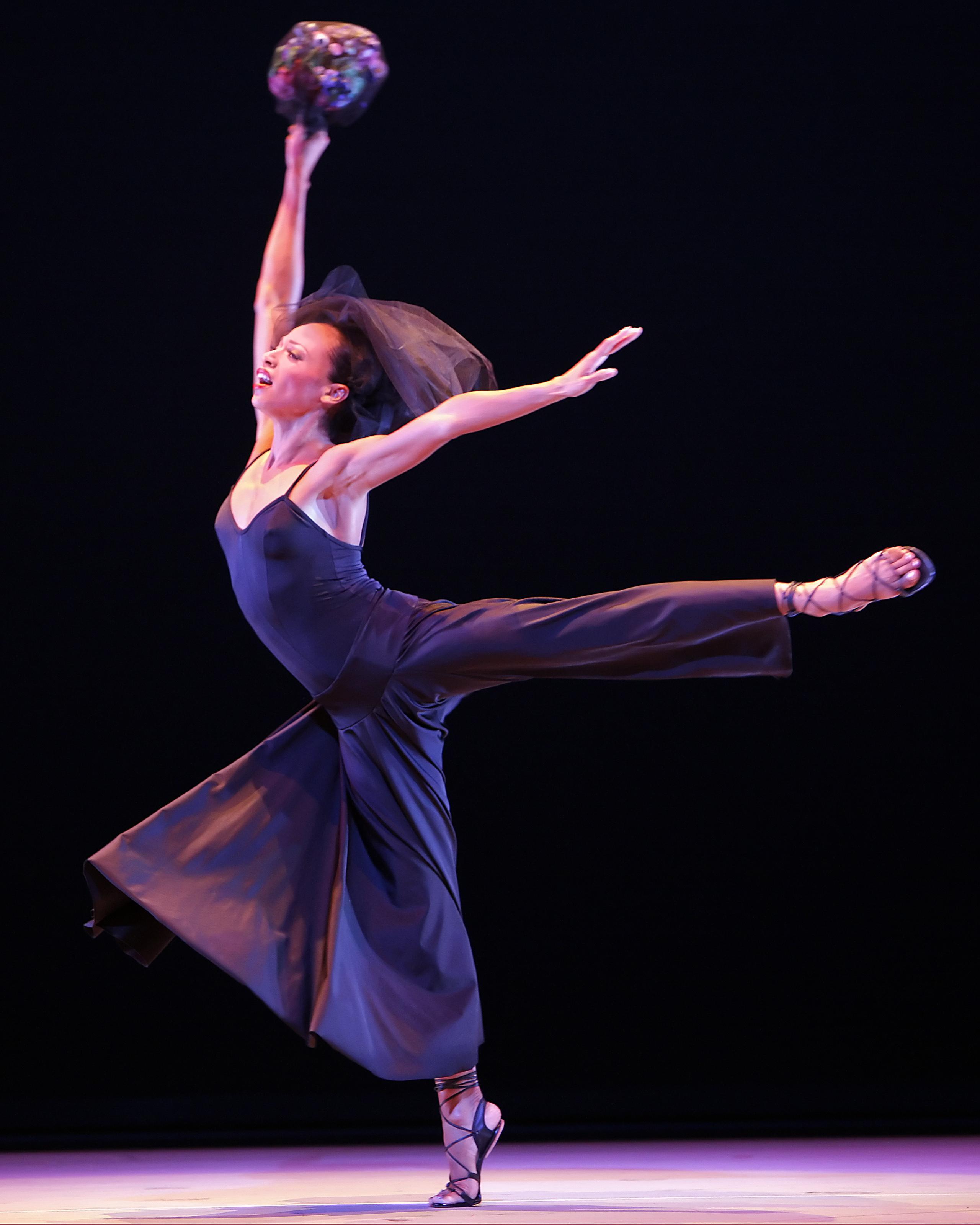 Alvin Ailey American Dance Theater's Linda Celeste Sims in George Faison's Suite Otis