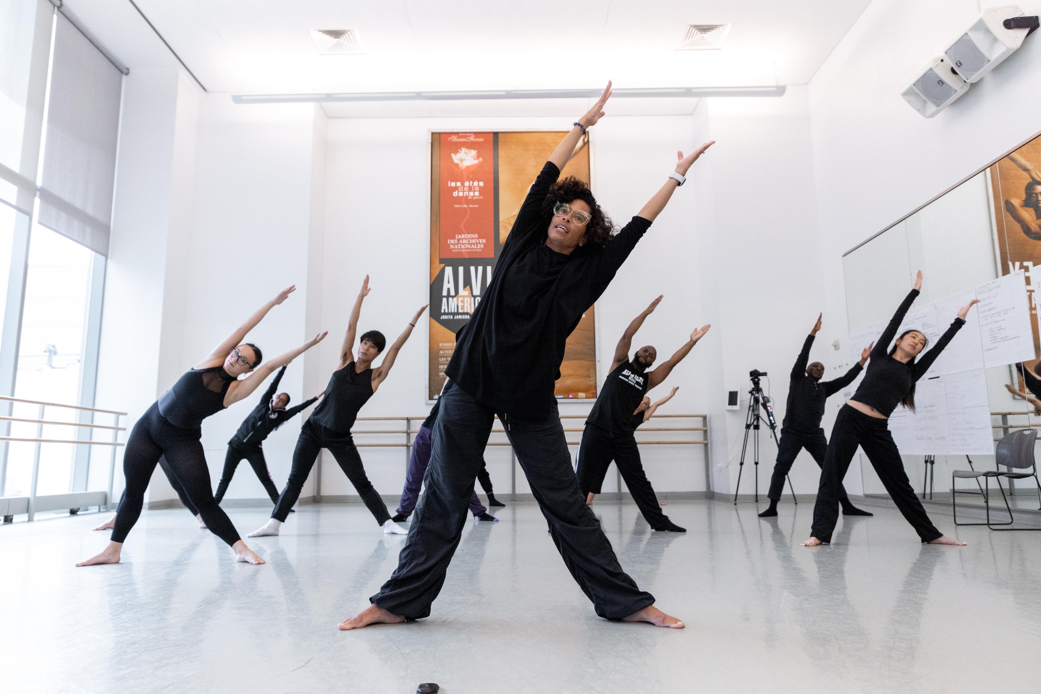 Instructor Lakey Evans-Pena leading a class of dancers in Horton technique