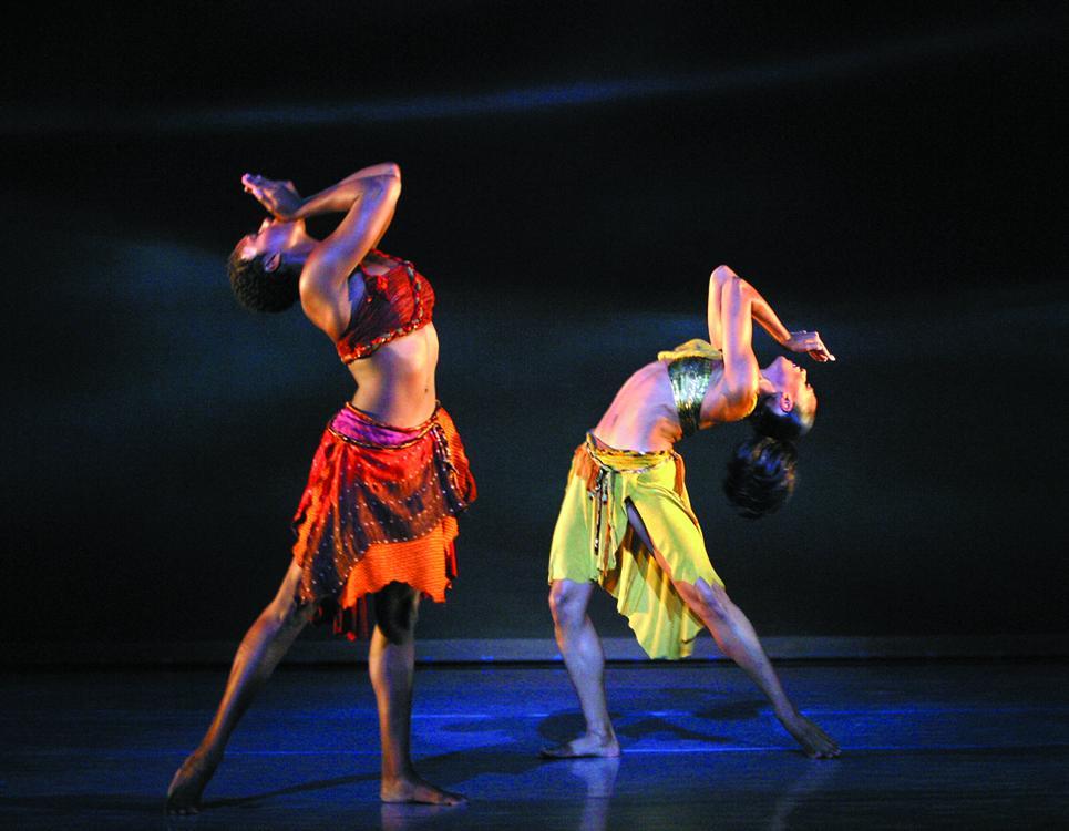 Lynne Taylor-Corbett's Choreography being peformed for Prayers from the Edge