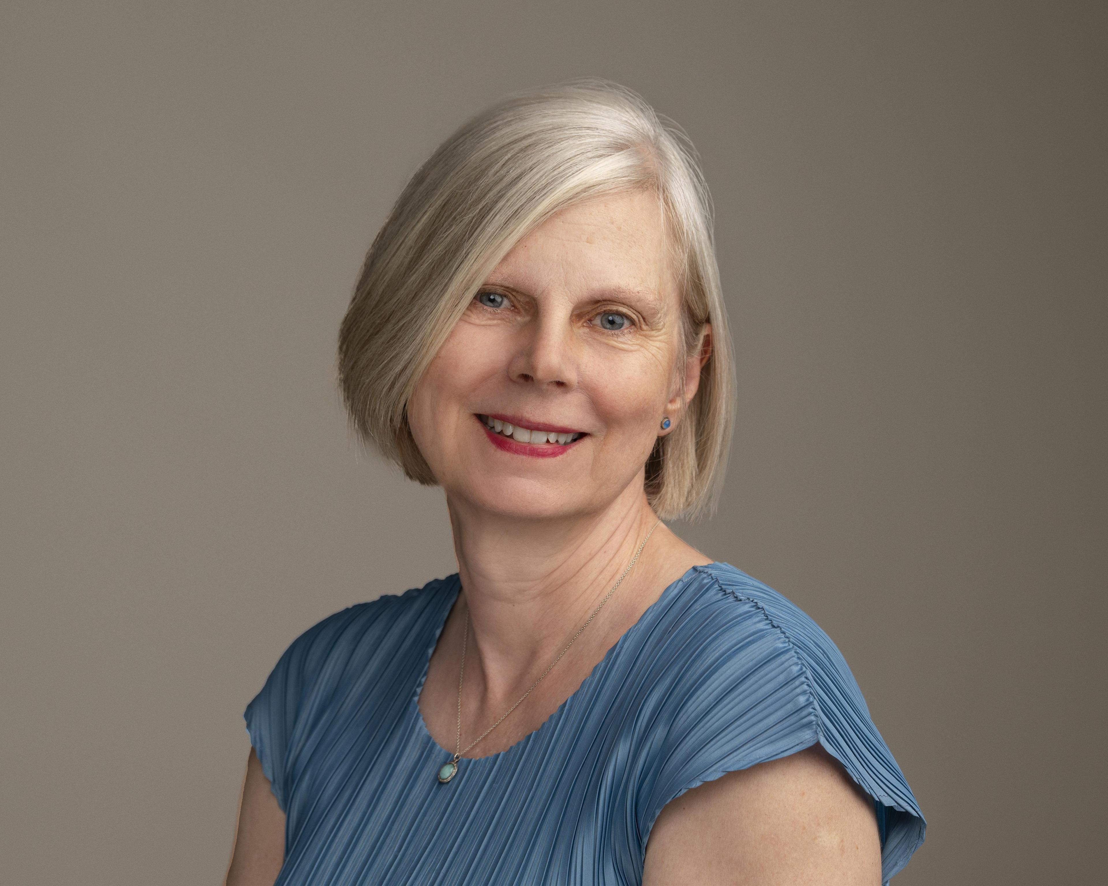 Headshot of Pamela Robinson